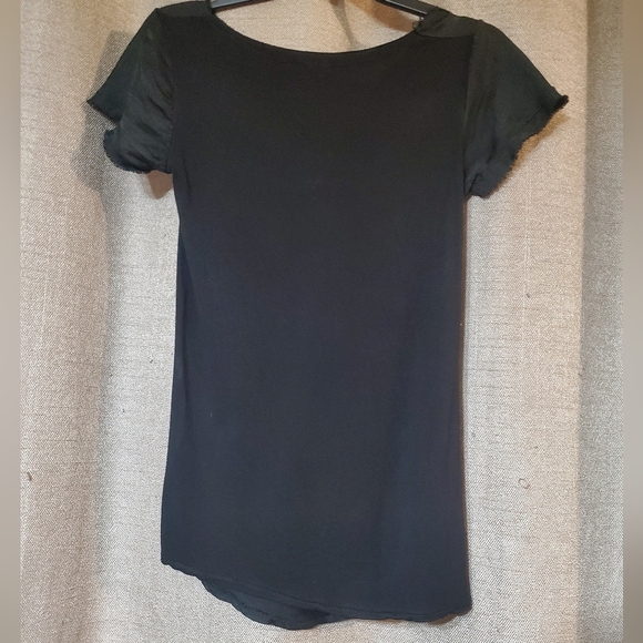 Black Viscose top / fringe neck & sleeves Gigi Moda SZ XS/S no tag - Picture 6 of 6